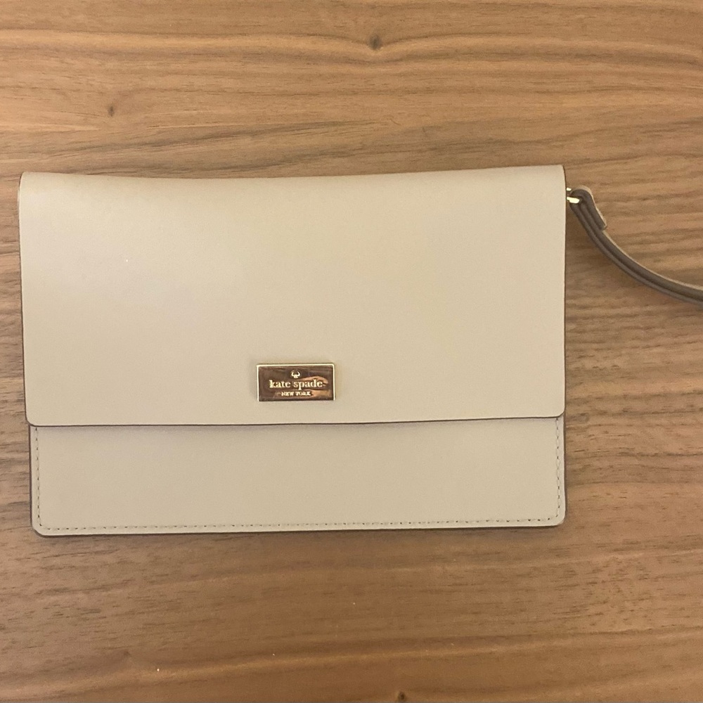 kate spade pale gray leather wristlet clutch with gold-tone logo